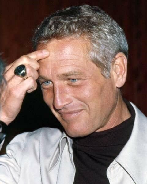 Paul Newman siyah kaplumbağa yakalı ve beyaz ceketli her zaman şık 1970 8x10 fotoğraf